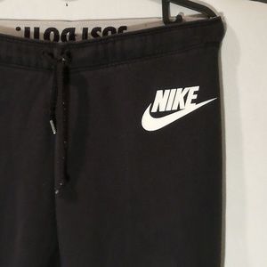 Nike XS skinny sweats